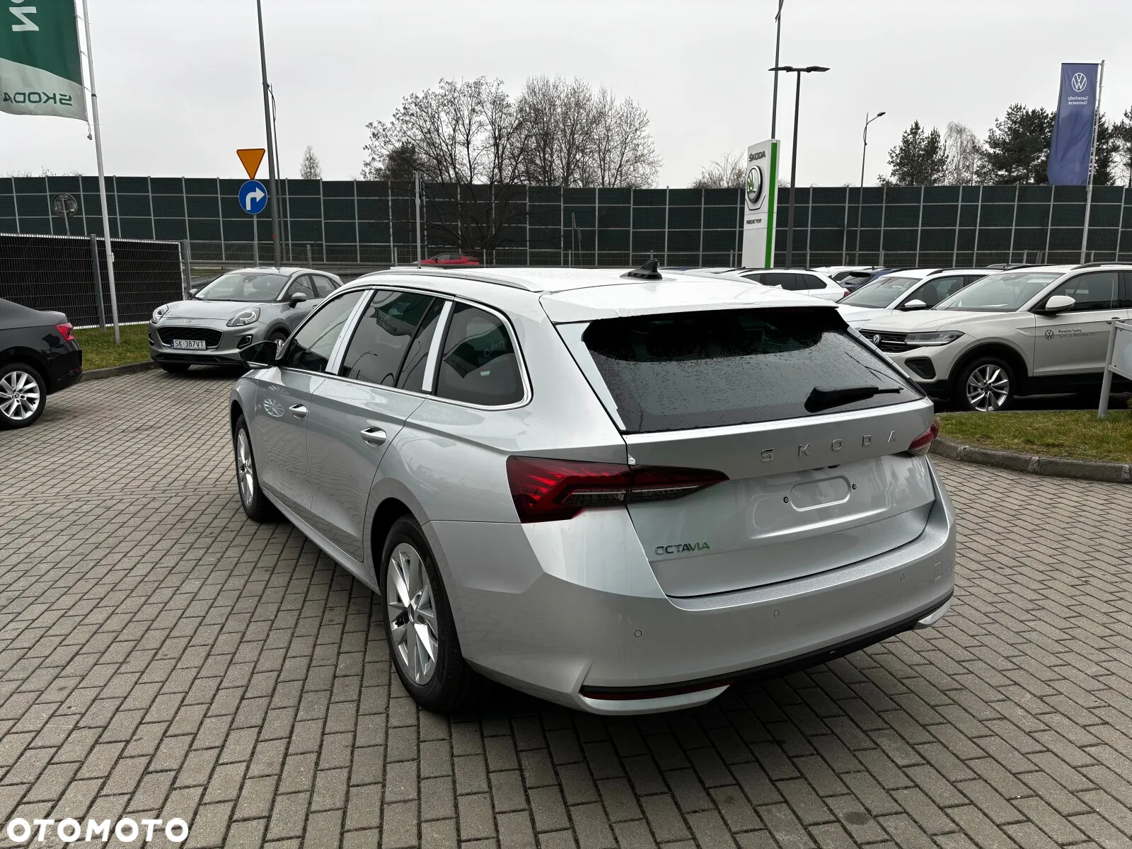 Skoda Octavia 1.5 TSI mHEV Selection DSG - 5
