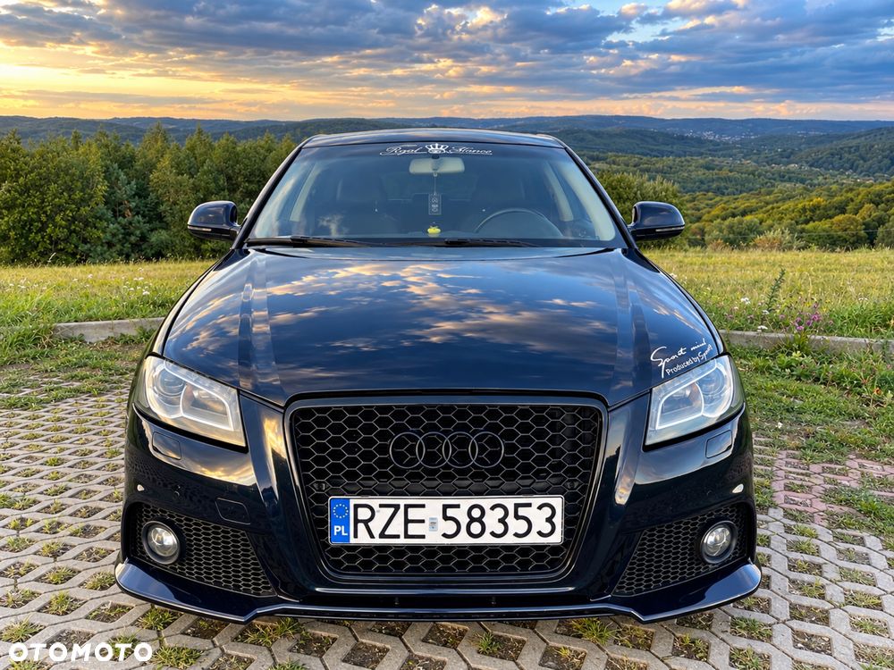 Audi A3 Sportback - 1