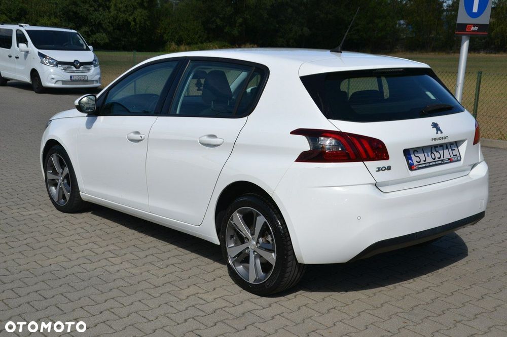 Peugeot 308 - 5