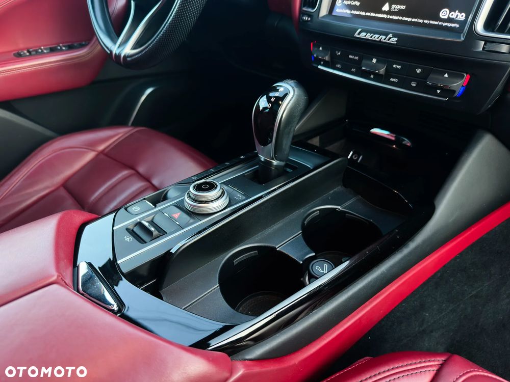 Maserati Levante Q4 GranSport - 22