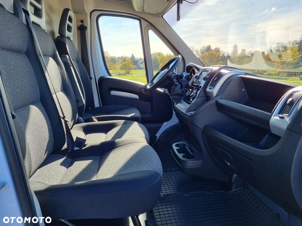 Fiat Ducato 2.3 Multijet 160 KM POWER L2H2 Przeb. 77 tys km - 9