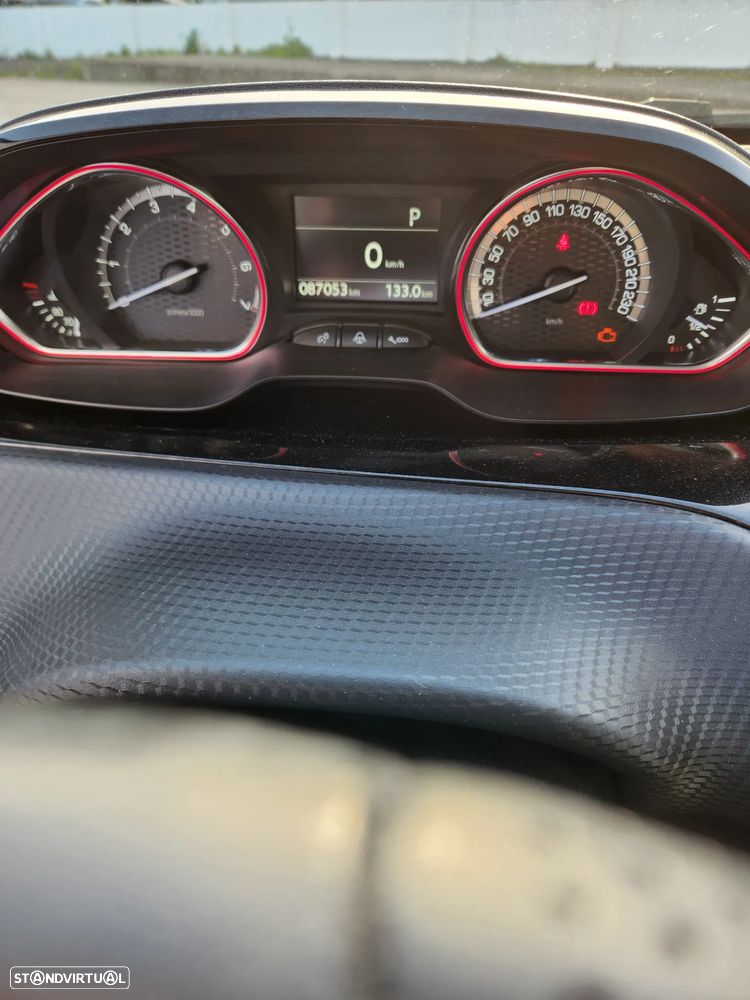 Peugeot 2008 PureTech 110 Stop&Start EAT6 GT-Line Edition - 12