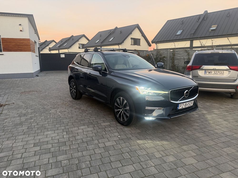 Volvo XC 60 B5 B AWD Ultra Dark - 3
