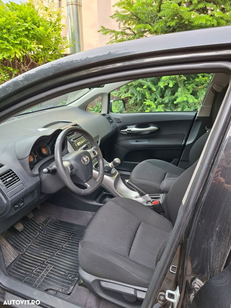 Toyota Auris 1.33 Dual VVT-i Terra - 9