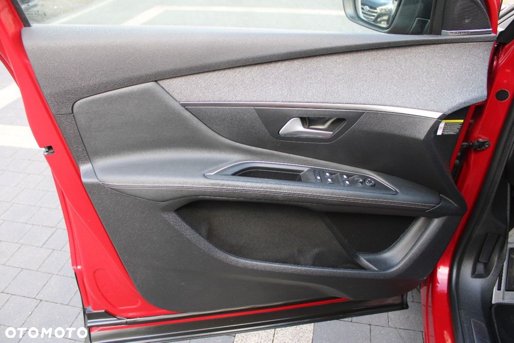 Peugeot 5008 - 17