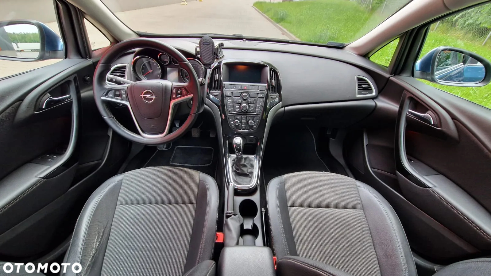 Opel Astra IV 1.4 T Cosmo - 15
