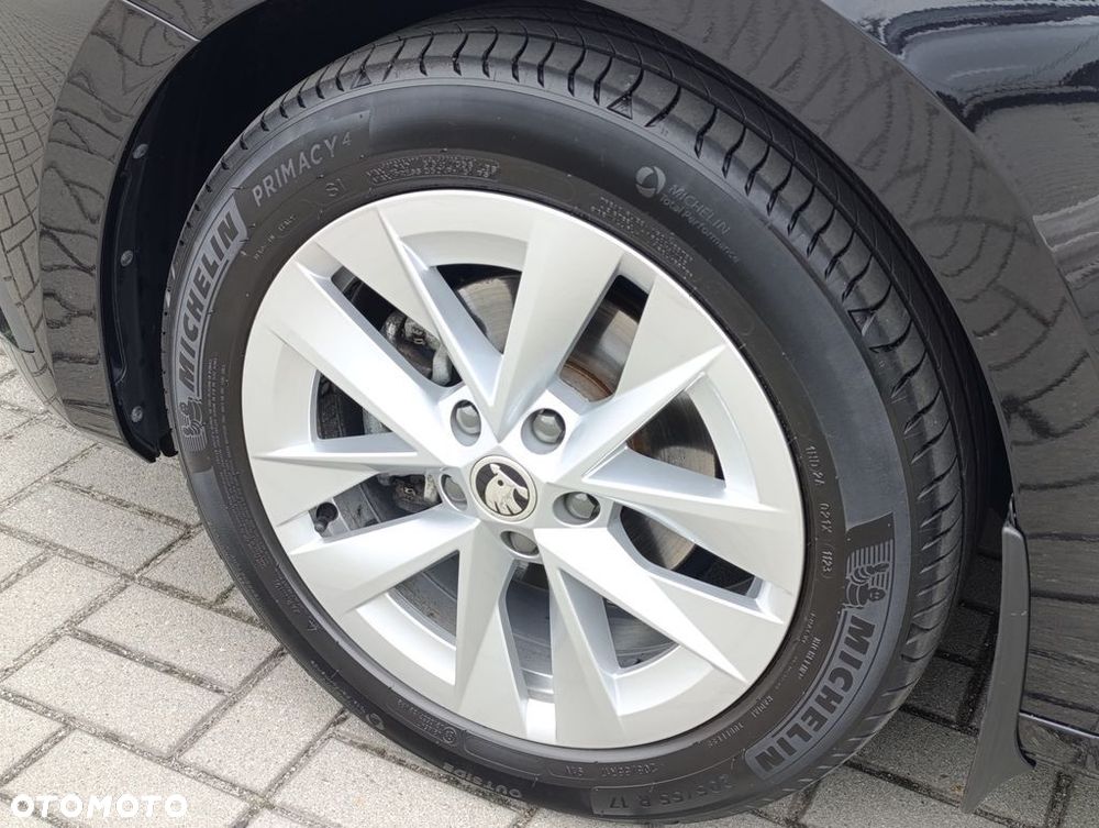 Skoda Octavia 1.5 TSI ACT Ambition - 9