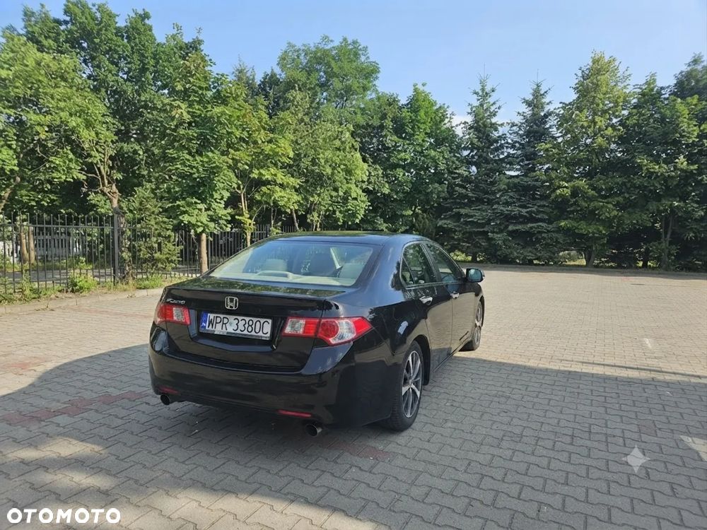 Honda Accord - 4