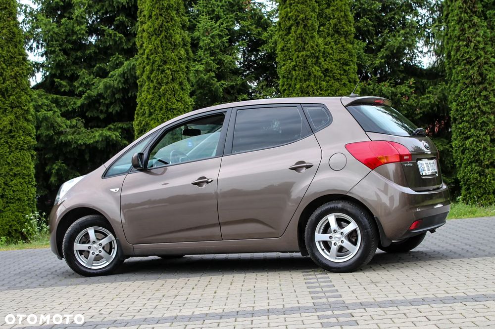 Kia Venga 1.4 CVVT Vision - 16