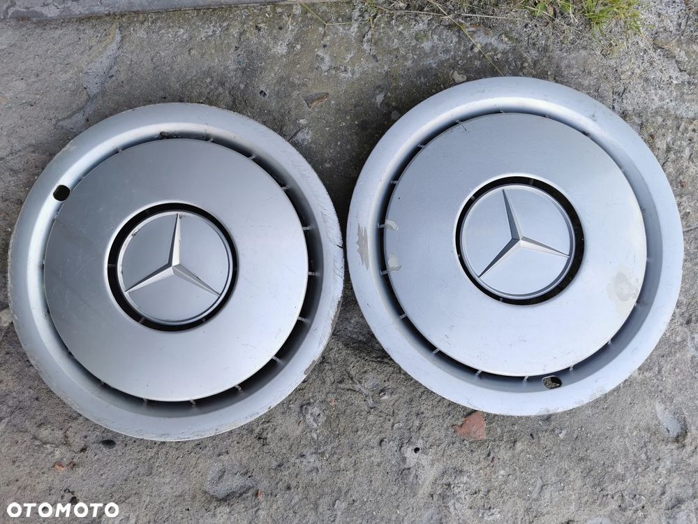 Mercedes w124 Kołpaki 15" 2 szt