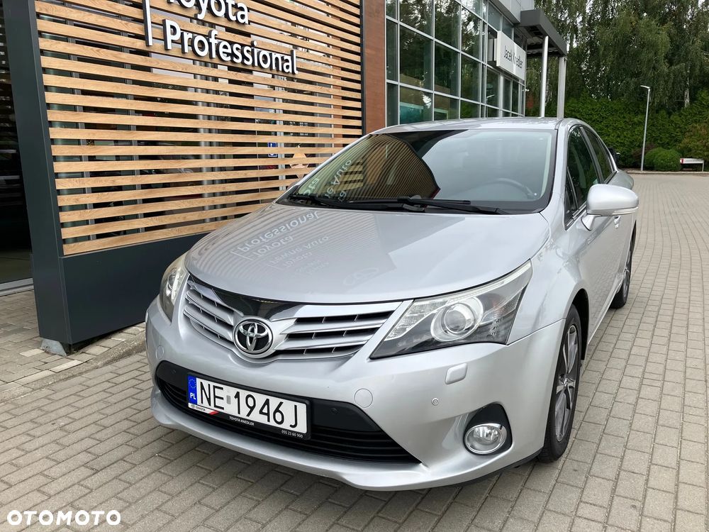Toyota Avensis 1.8 Premium - 1