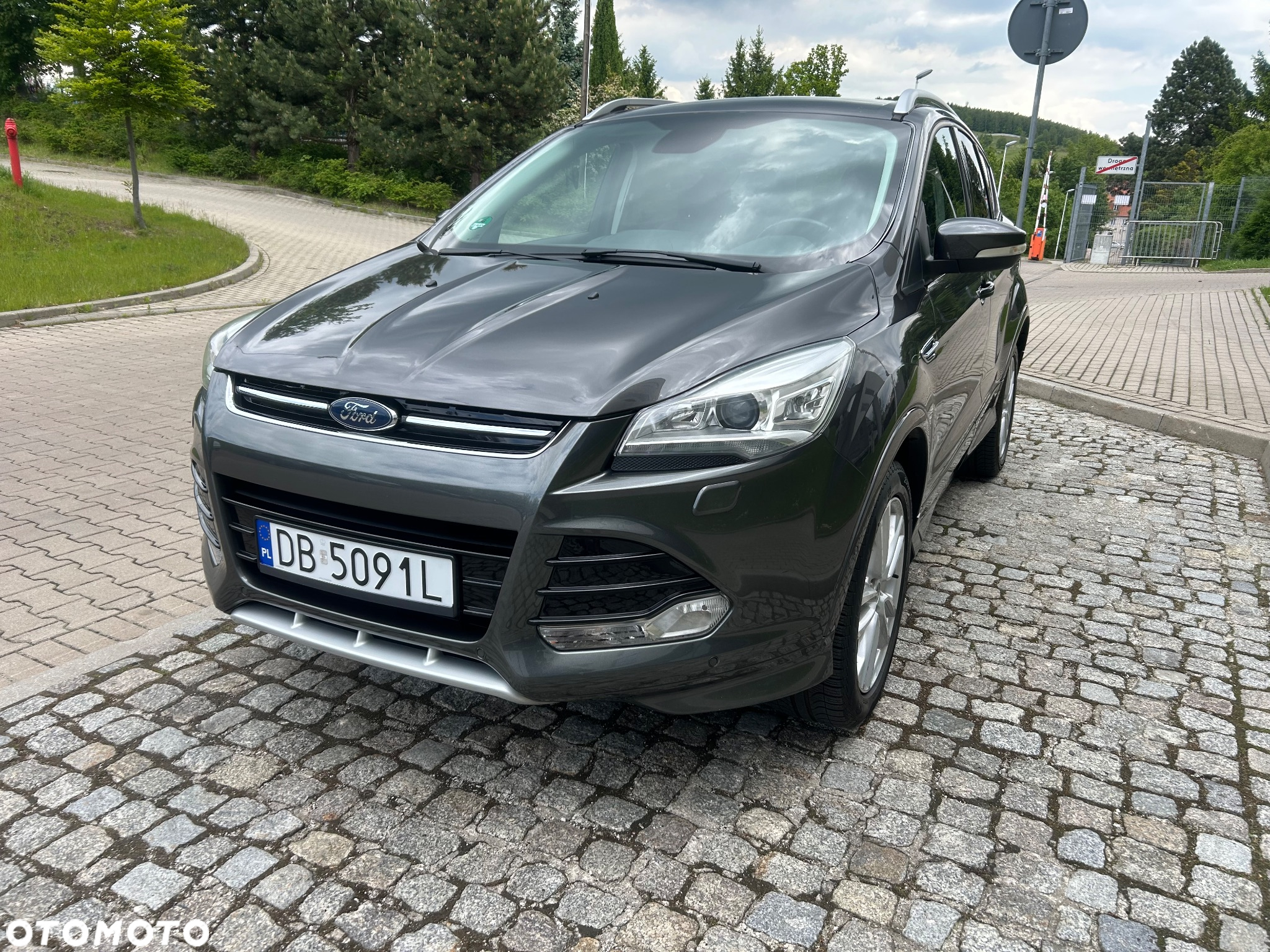 Ford Kuga 1.5 EcoBoost 2x4 Individual - 3