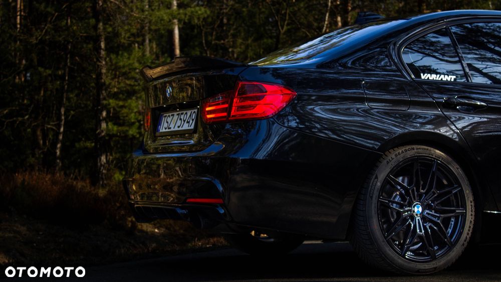 BMW Seria 3 335xi - 11