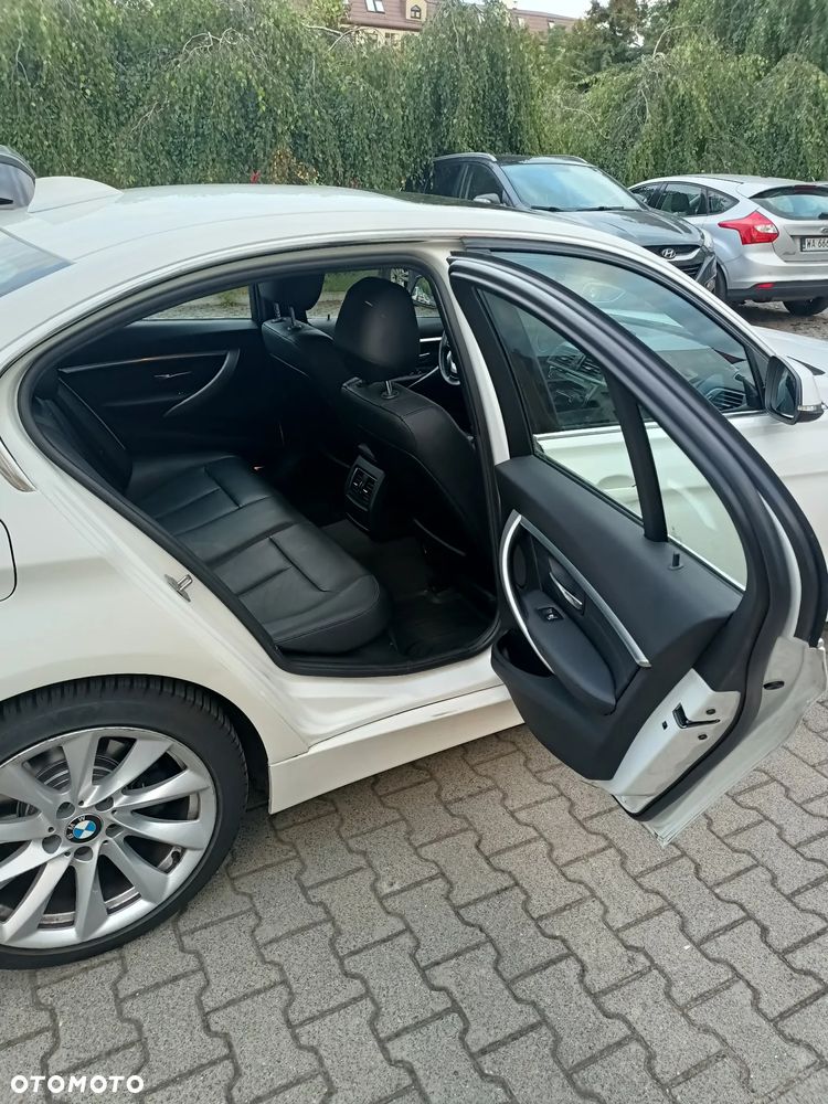 BMW Seria 3 - 16