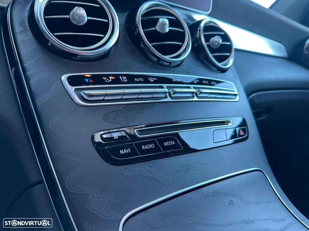 Mercedes-Benz GLC 220 d 4Matic 9G-TRONIC AMG Line - 9
