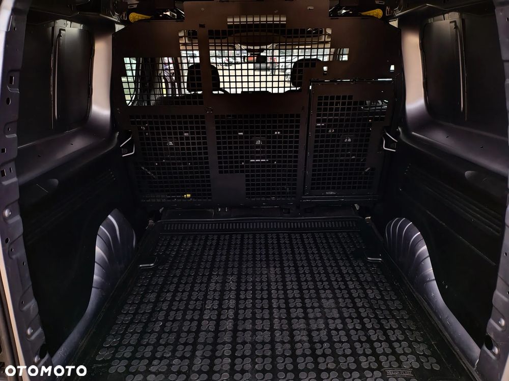 Toyota Proace City - 26
