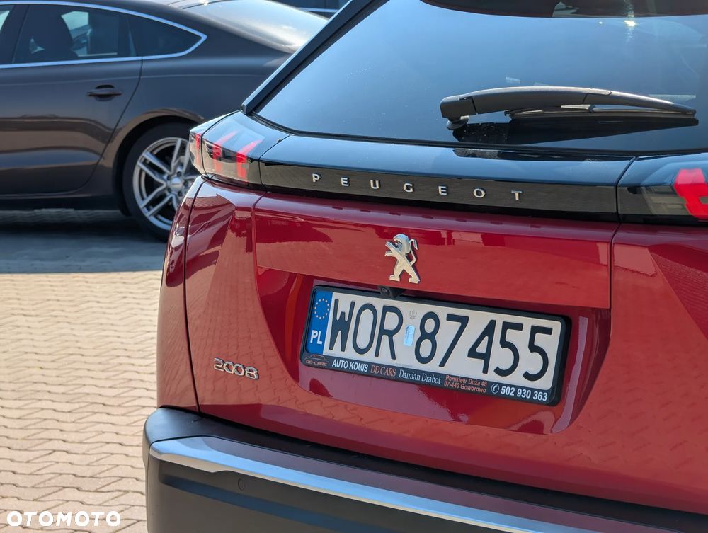 Peugeot 2008 1.2 Pure Tech Allure S&S - 16