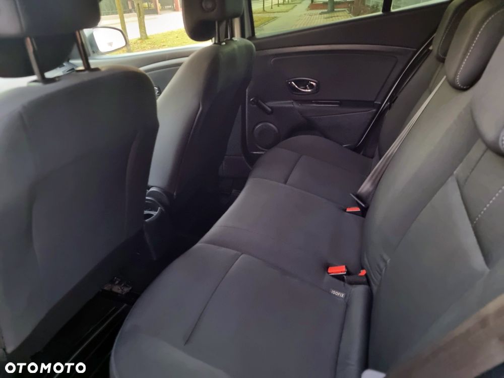 Renault Megane 1.6 16V Authentique - 6