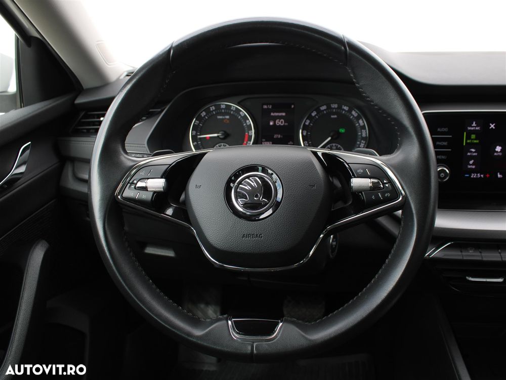 Skoda Octavia 2.0 TDI DSG Ambition - 17