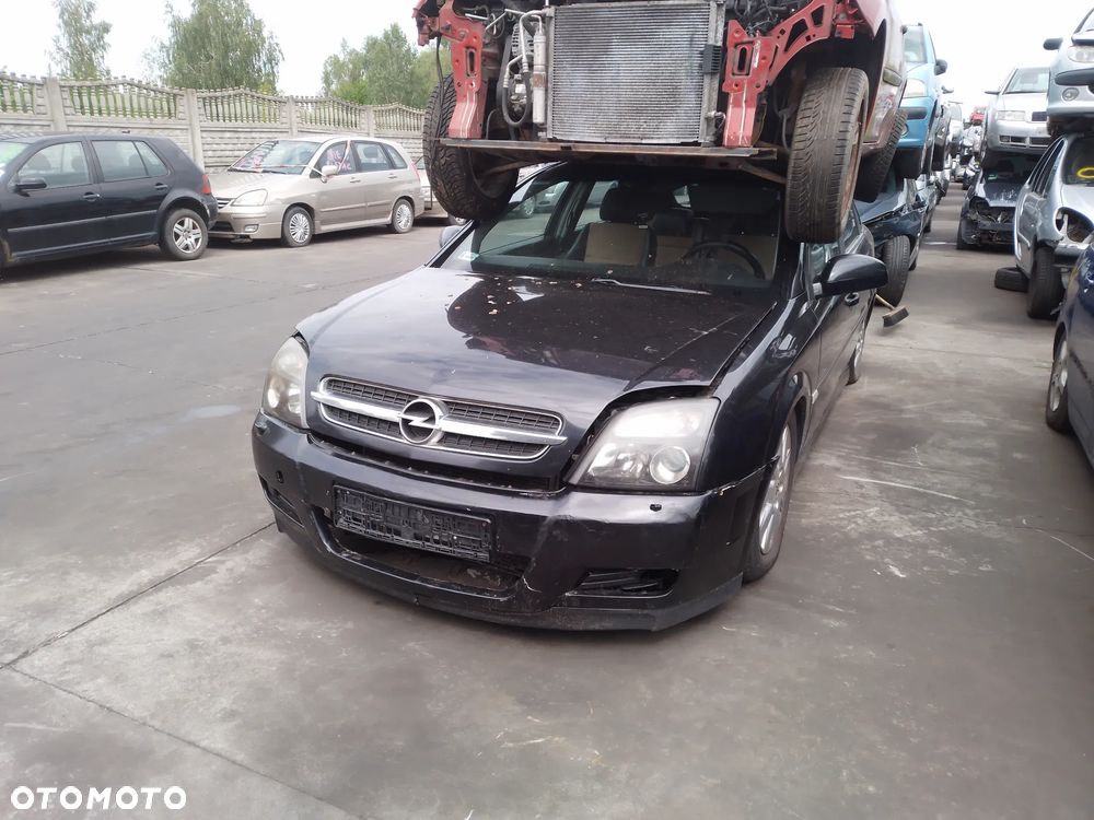OPEL VECTRA C GTS 02-05 1.8 16V  Z18XE  20R   ZDERZAK PRZÓD - 1