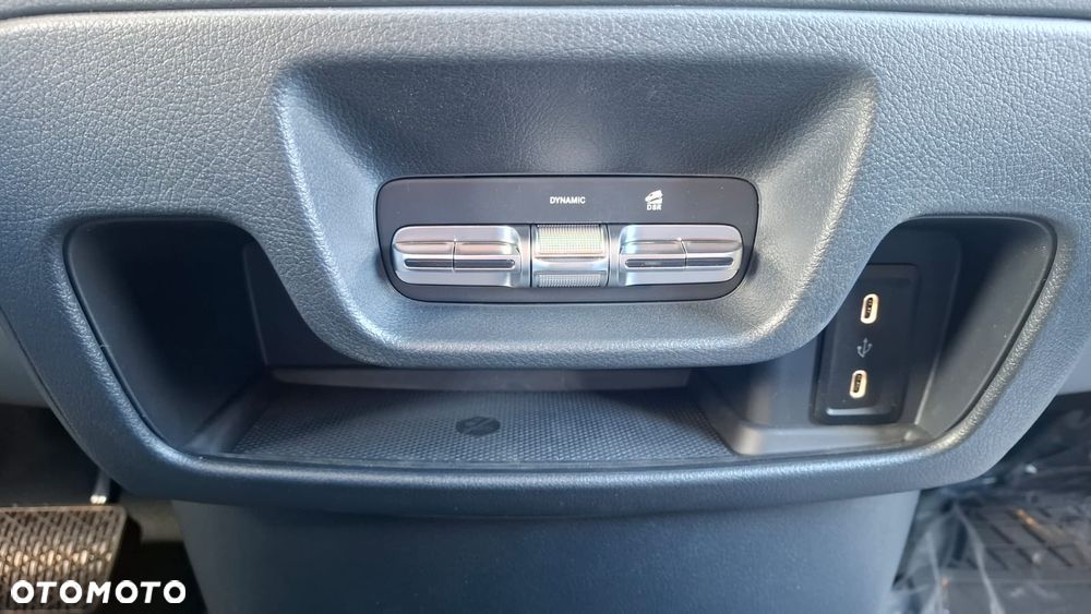 Mercedes-Benz Vito - 19