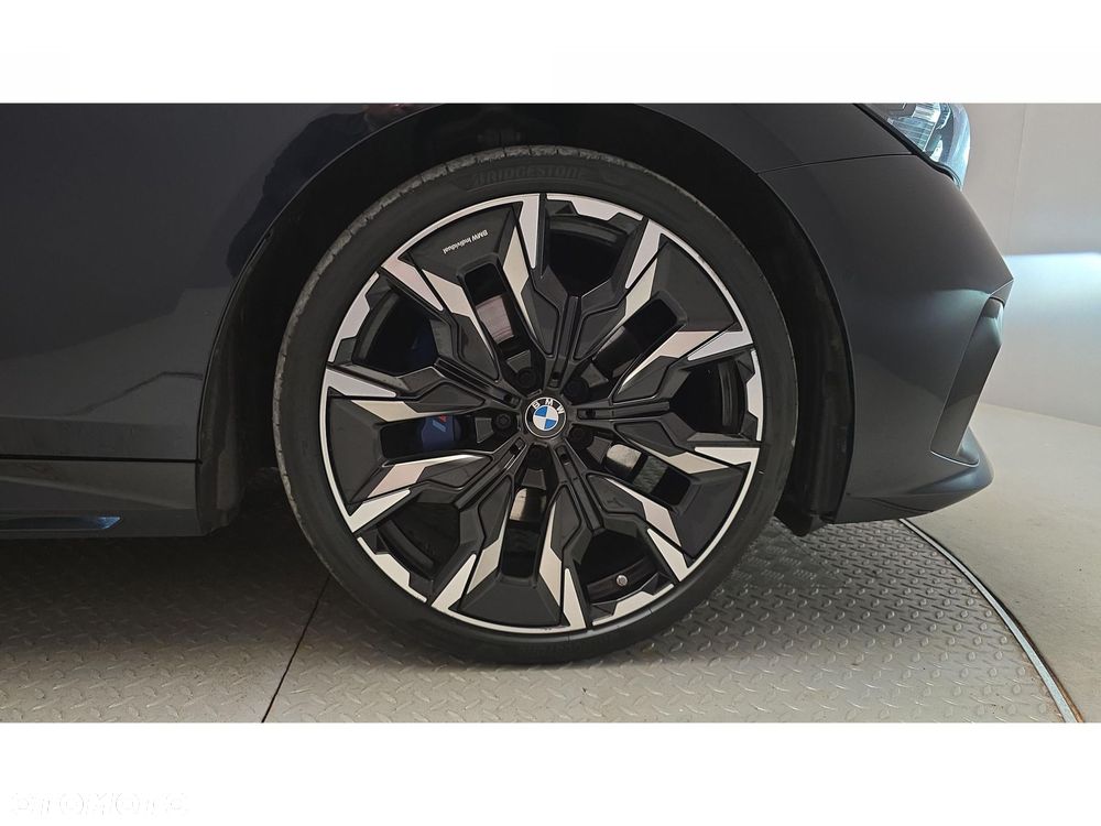 BMW Seria 5 520d xDrive mHEV M Sport - 25
