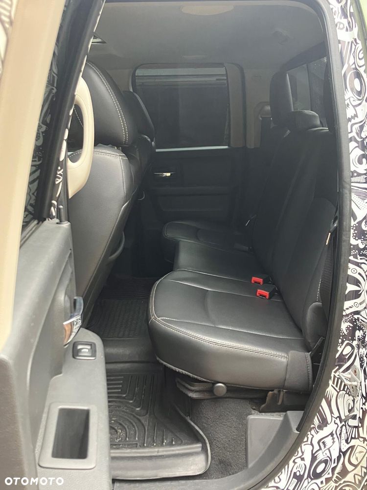 Dodge RAM 1500 5.7 4x4 - 2