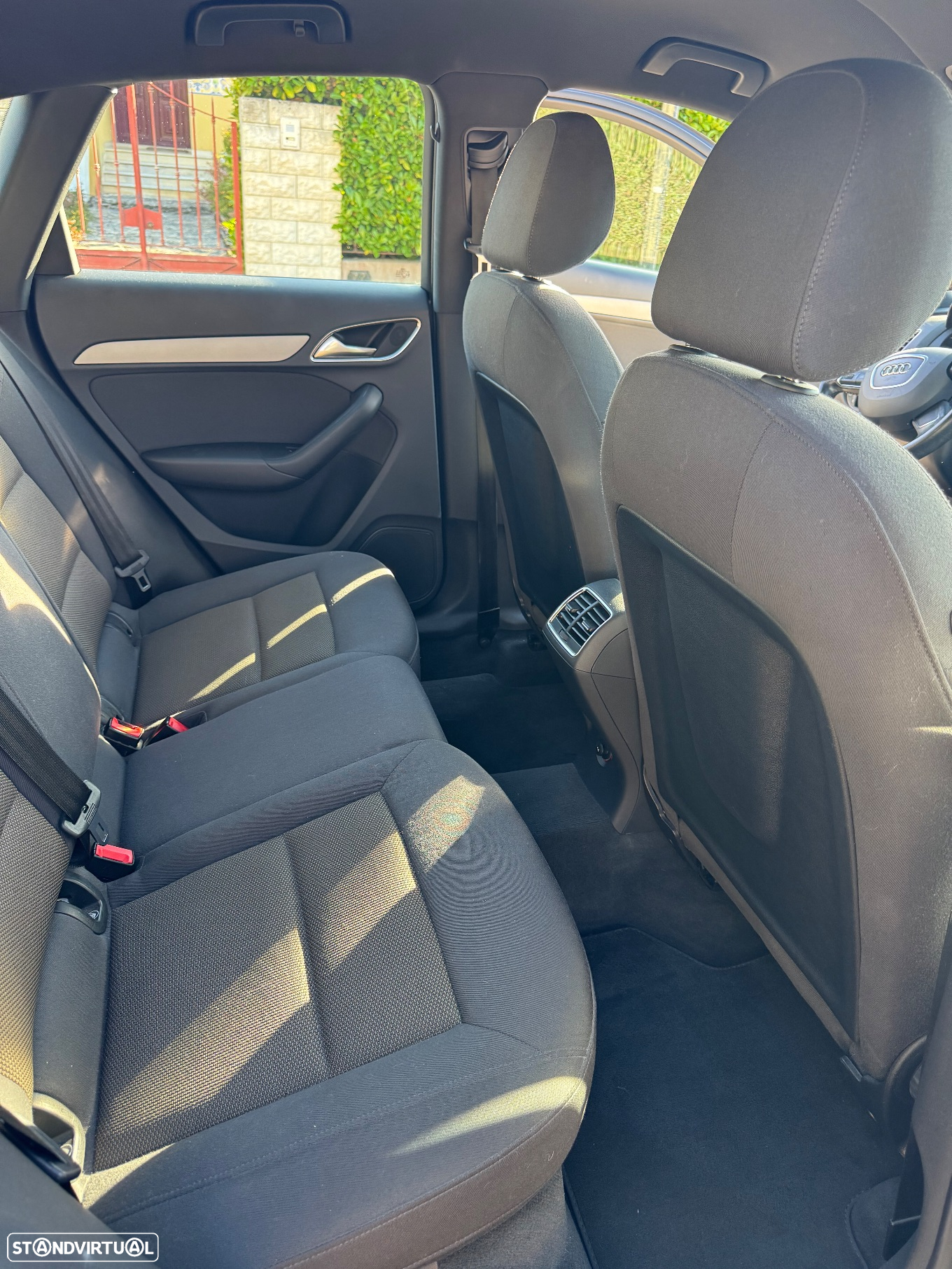Audi Q3 2.0 TDI S-line - 12
