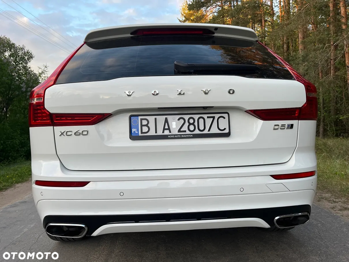 Volvo XC 60 D5 SCR AWD R-Design - 5