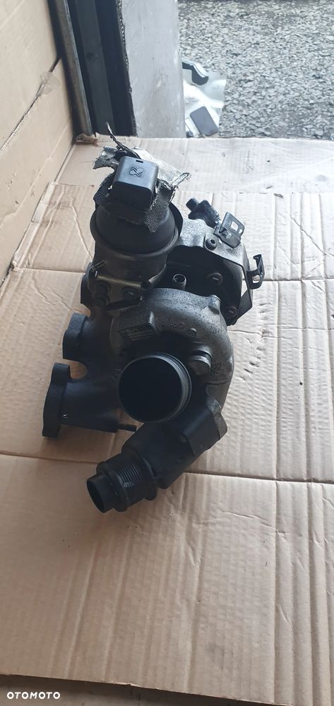 Turbina turbosprężarka VW Passat B6 2.0 TDI 03L253016F - 4