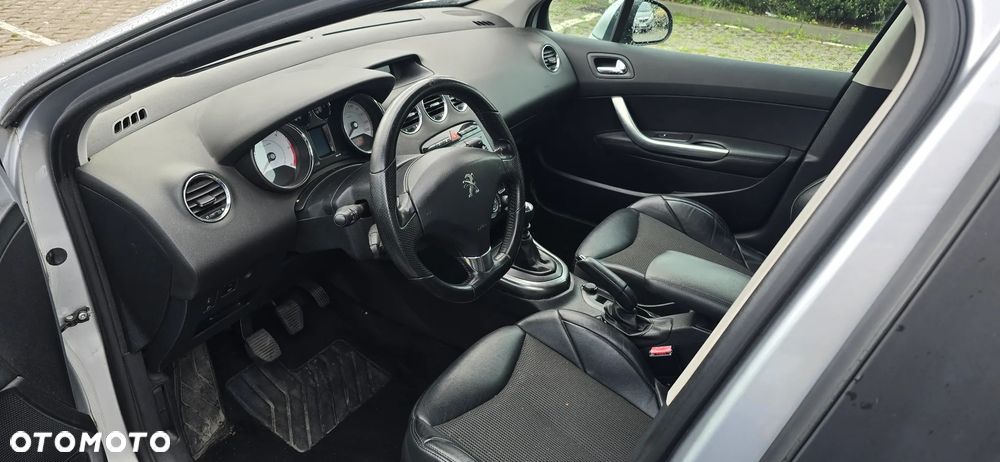 Peugeot 308 1.6 HDi Premium - 6