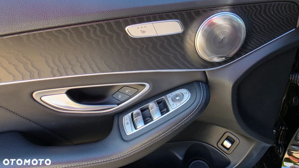 Mercedes-Benz Klasa C 250 (BlueTEC) d 7G-TRONIC AMG Line - 28