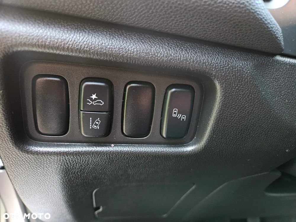 Mitsubishi Outlander 2.0 4WD CVT Spirit+ - 20