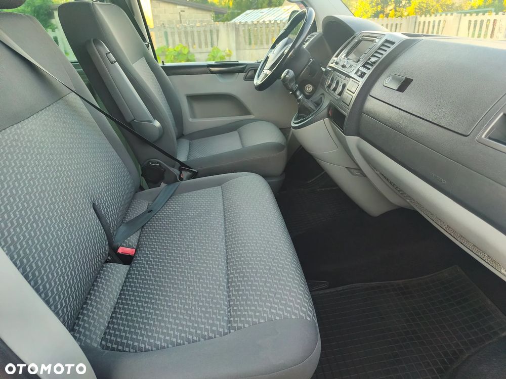 Volkswagen Transporter - 29