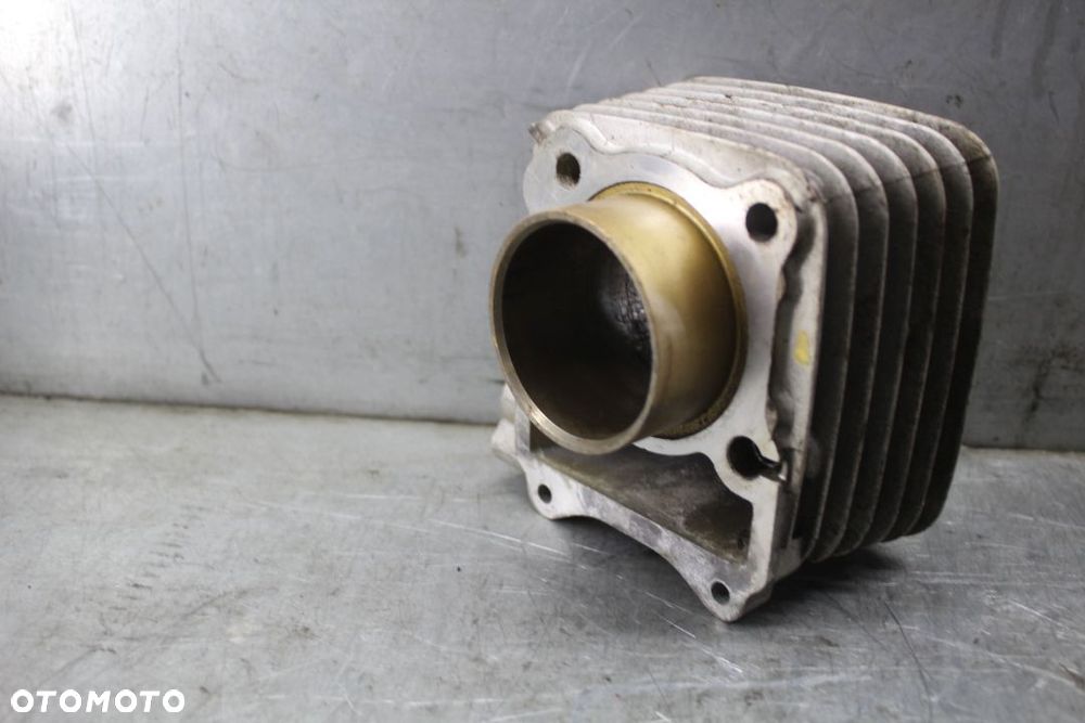 Suzuki Maruder 125 Cylinder - 3