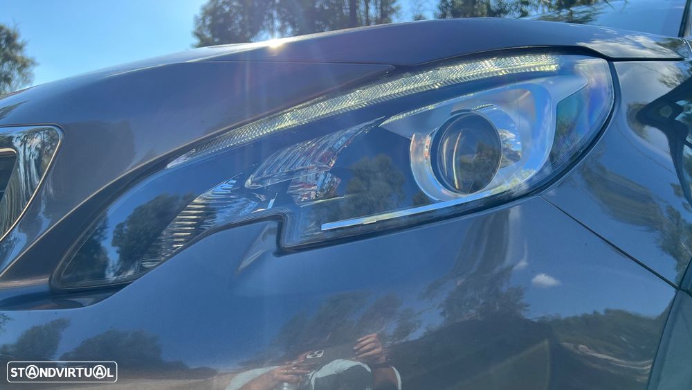 Peugeot 2008 1.6 BlueHDi Allure - 17