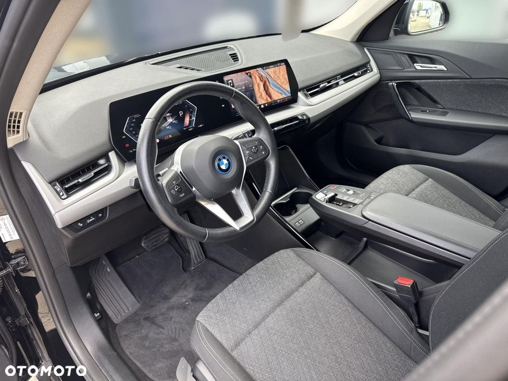 BMW iX1 - 5