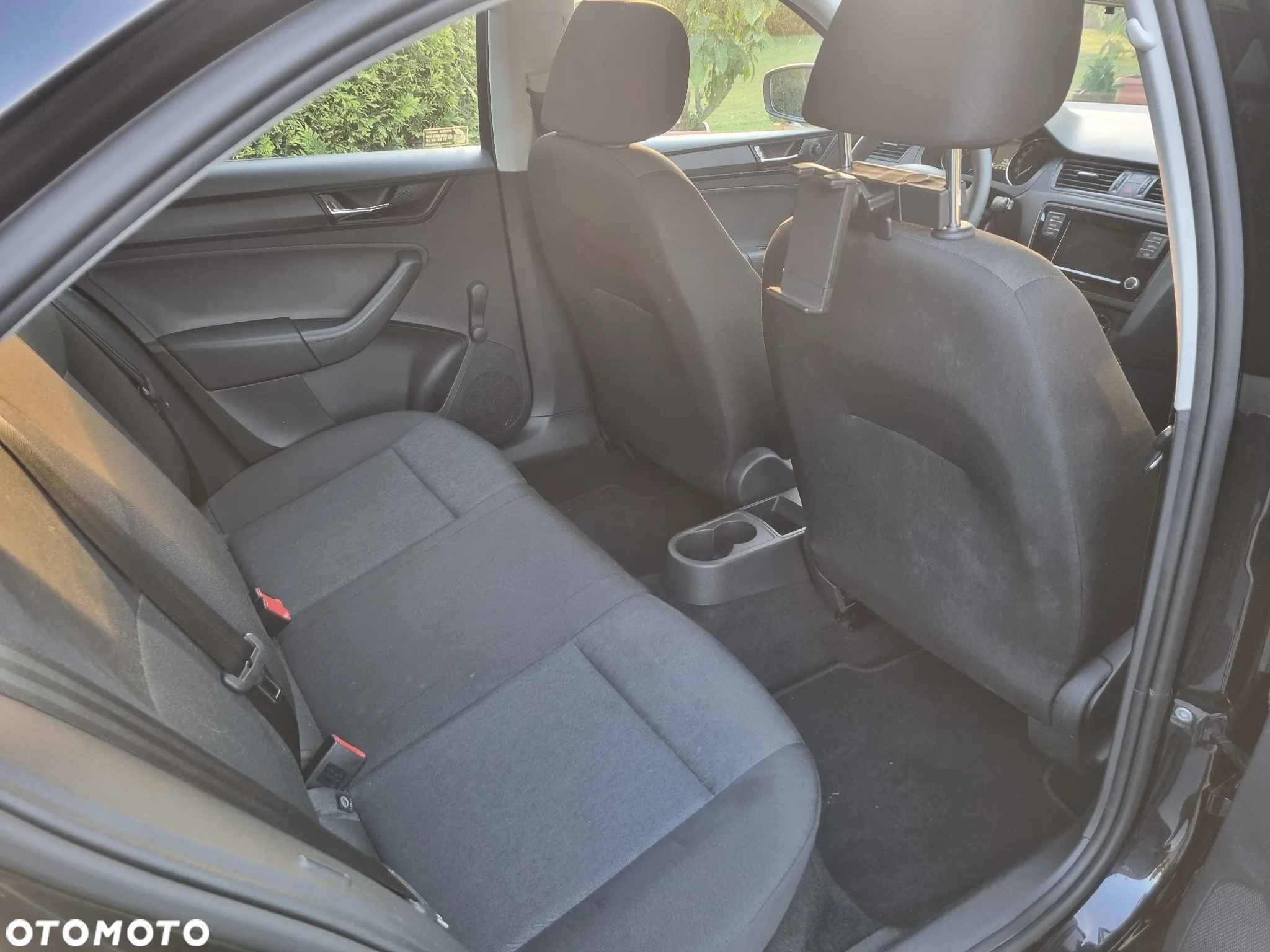 Skoda RAPID 1.0 TSI Active - 6
