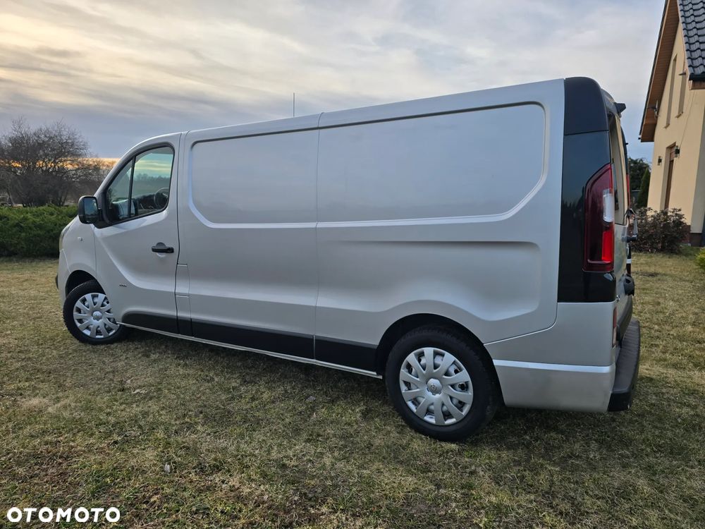 Opel Vivaro - 5
