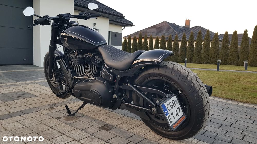 Harley-Davidson Softail Street Bob - 6