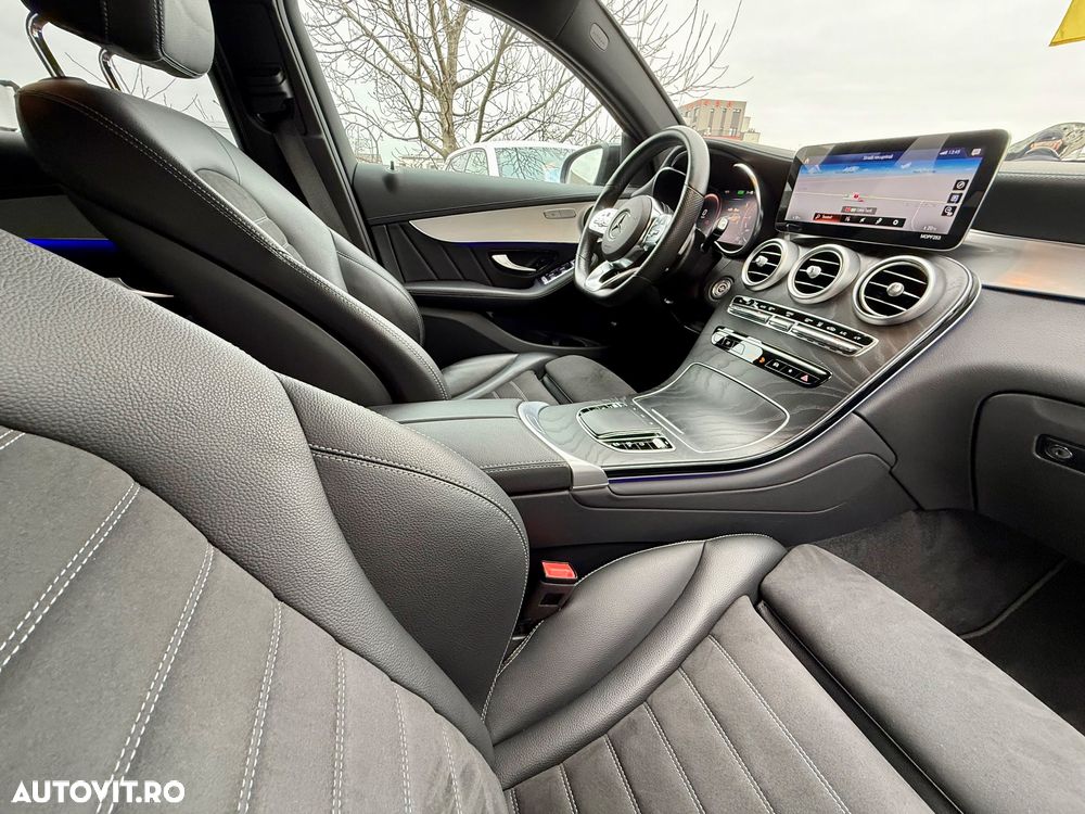 Mercedes-Benz GLC Coupe 300 de 4Matic 9G-TRONIC AMG Line - 9