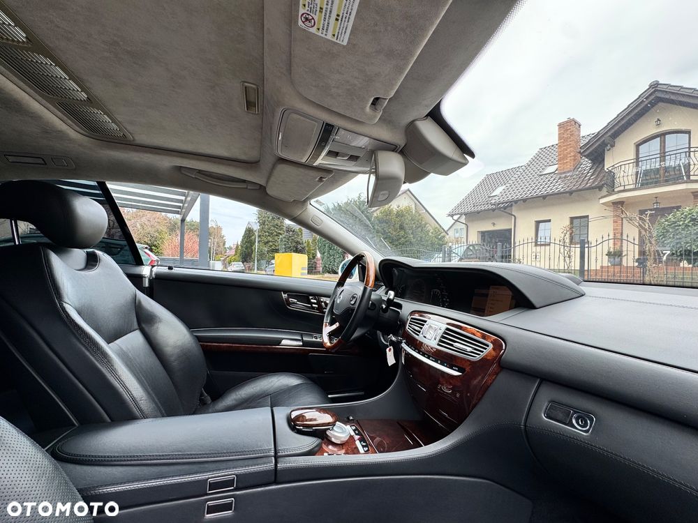 Mercedes-Benz CL 500 7G-TRONIC - 19