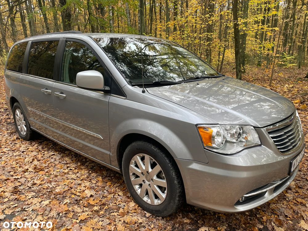 Chrysler Town & Country 3.6 Limited - 1