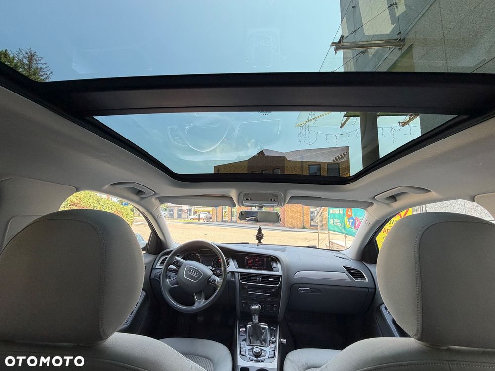 Audi A4 Avant 2.0 TDI DPF S line Sportpaket - 4