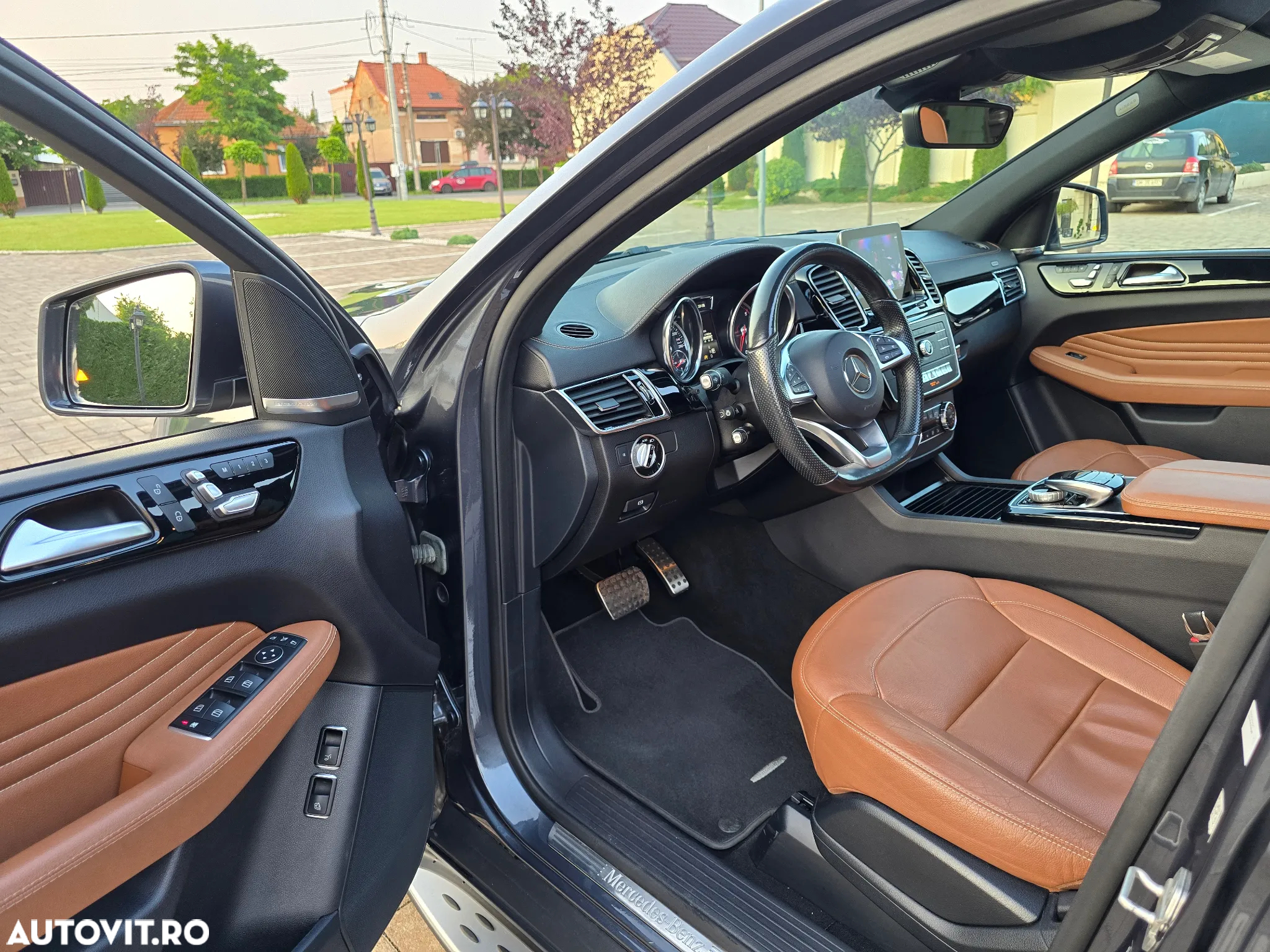 Mercedes-Benz GLE 350 d 4Matic 9G-TRONIC AMG Line - 5