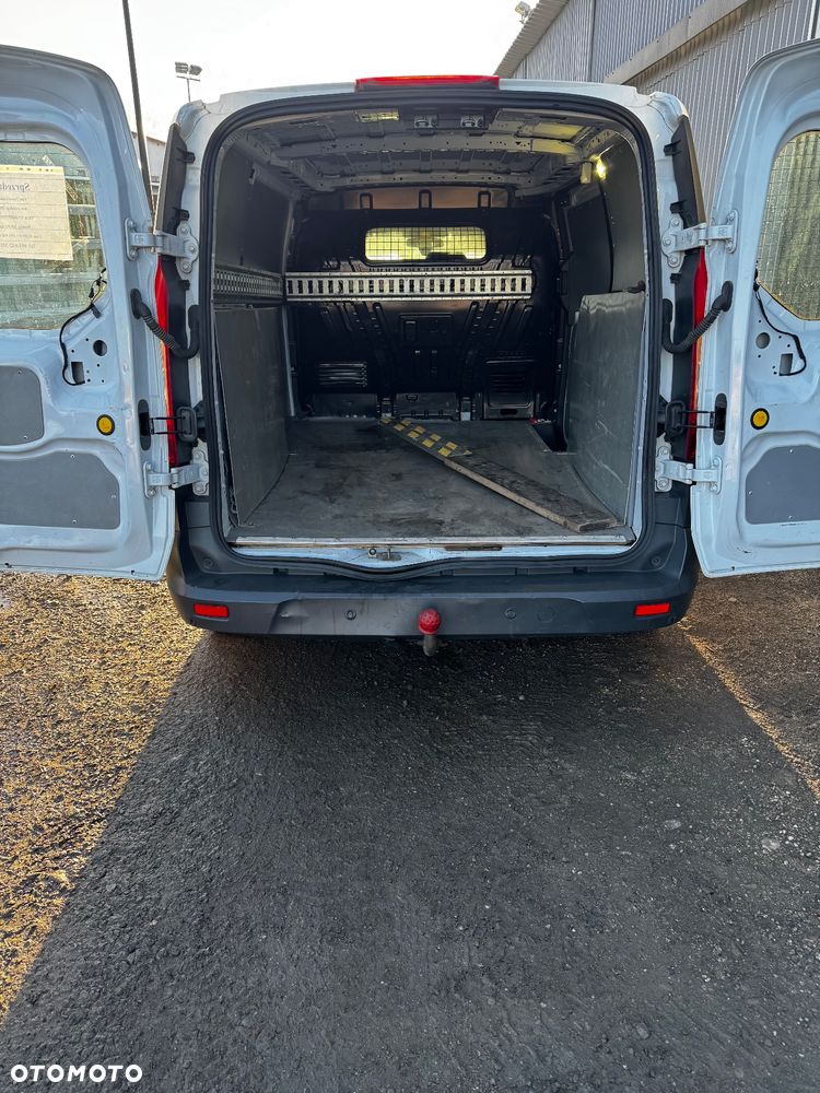 Ford Transit Connect - 10