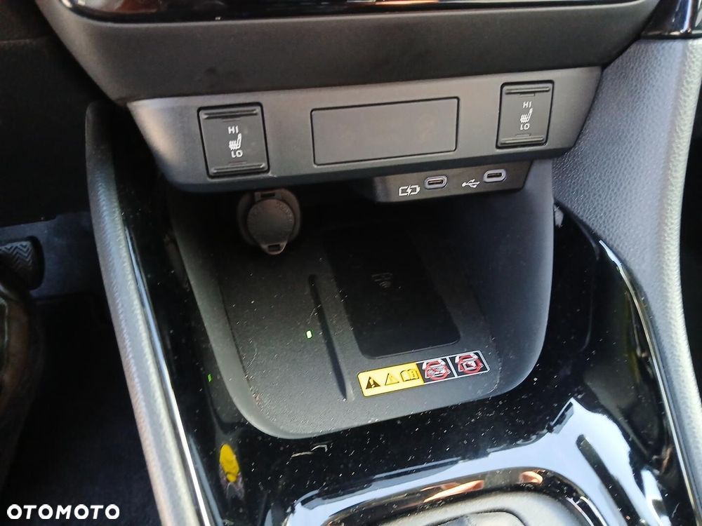 Toyota Yaris Hybrid 1.5 Style - 31