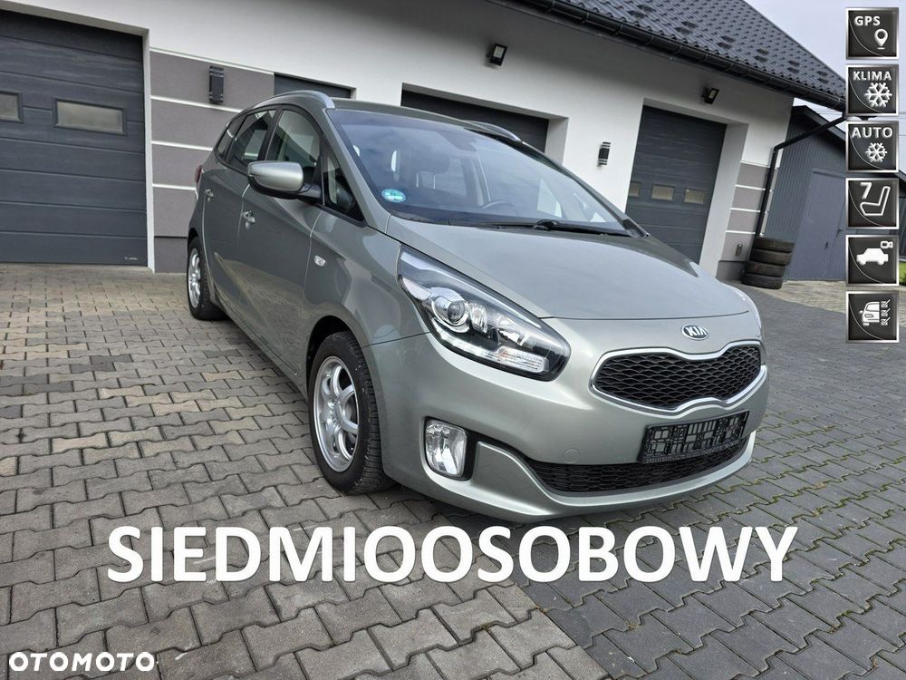 Kia Carens - 1