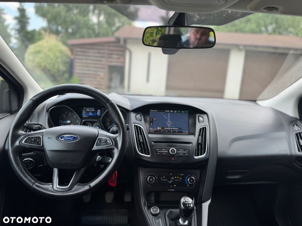 Ford Focus 1.0 EcoBoost Titanium - 21