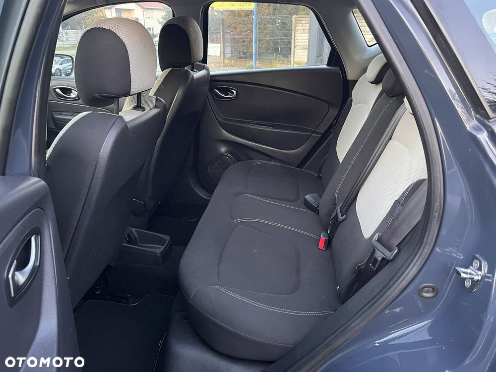Renault Captur - 25